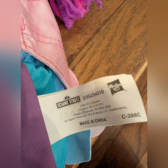 Sesame Street Talking Abby Cadabby 12 inches - Picture 7 of 7